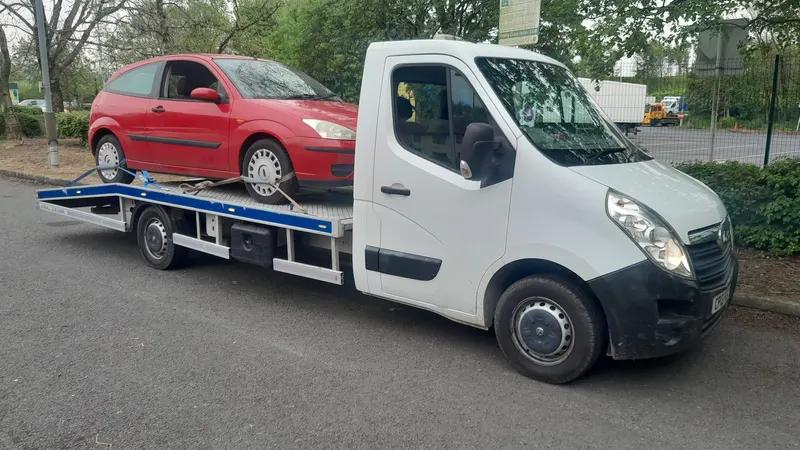 Car collected for scrap near Horwich